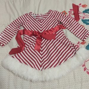 Adorable toddler girl Christmas dress